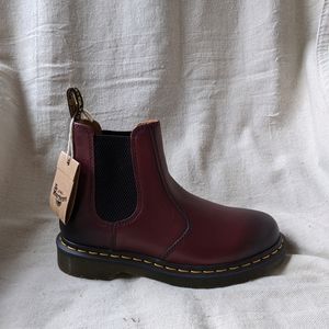 Dr Martens 2976 Red Smooth Leather Chelsea Boots Size 6